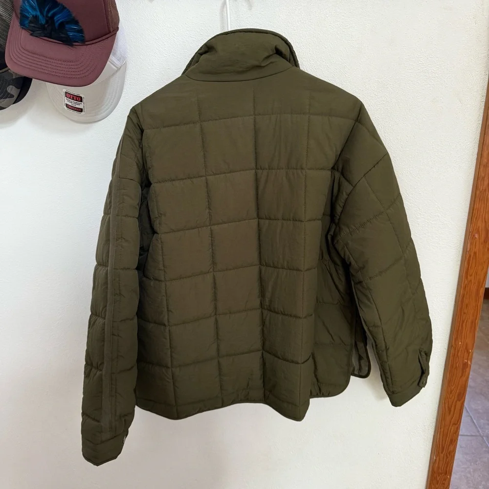 N/A quilted olive